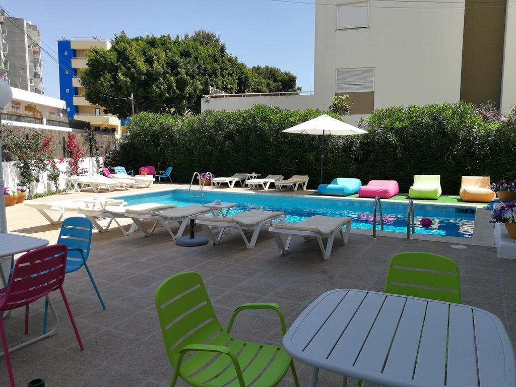 Apartamentos Es Canto (Adults Only) Playa d'en Bossa Buitenkant foto